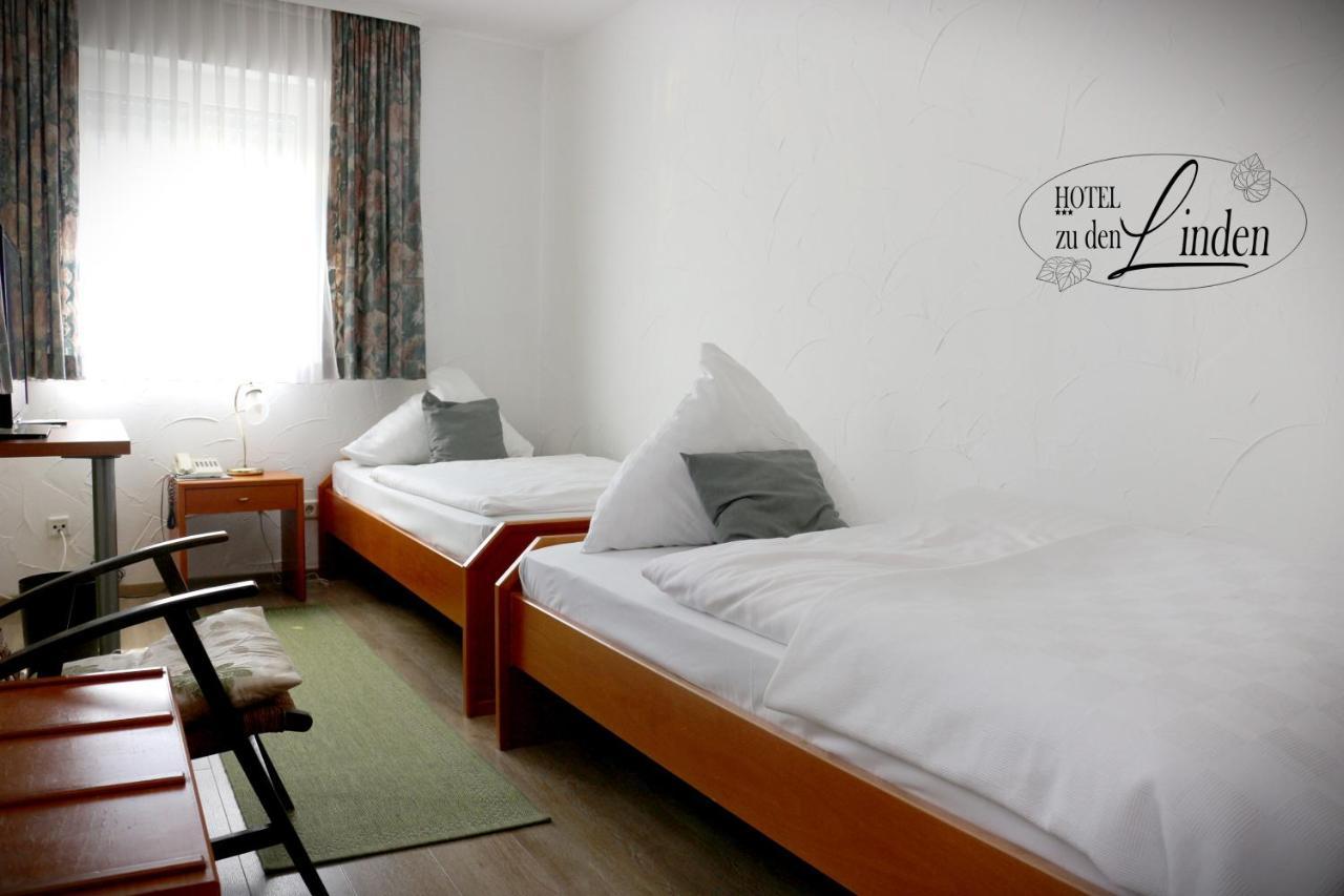Hotel Zu Den Linden Wachtberg Exterior photo